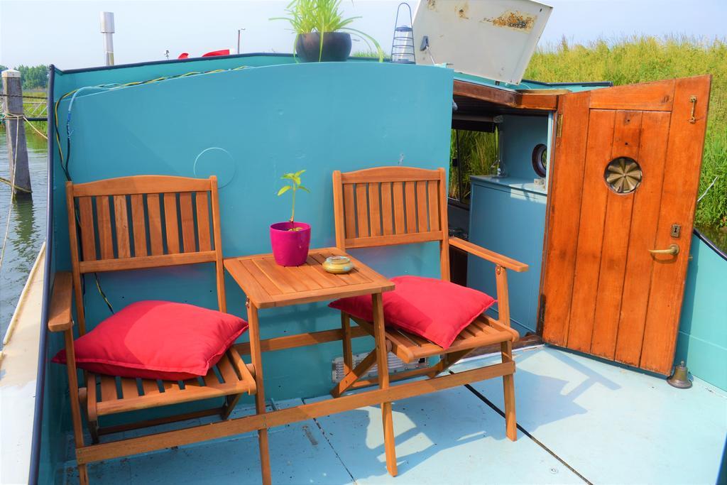 Floating B&B Amsterdam Exterior foto